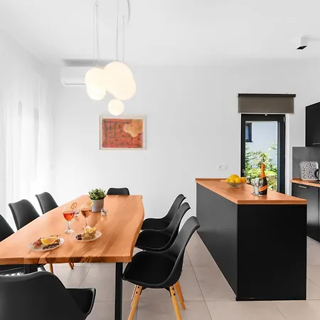 Villa Marko Aurelia By Interhome *