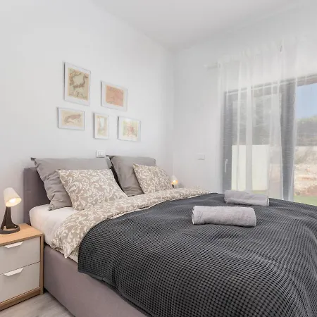 Marko Aurelia By Interhome Villa Tar-Vabriga