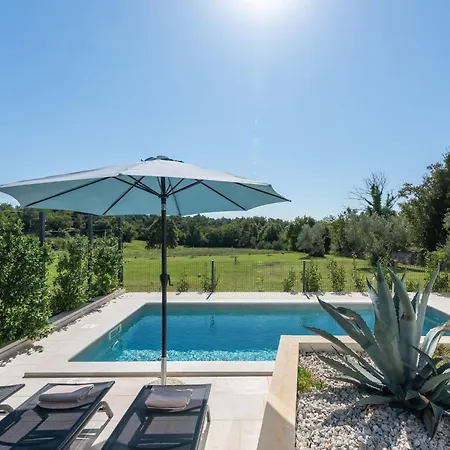 Villa Marko Aurelia By Interhome *