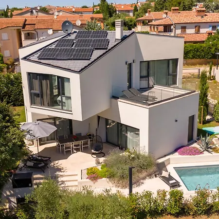 Marko Aurelia By Interhome