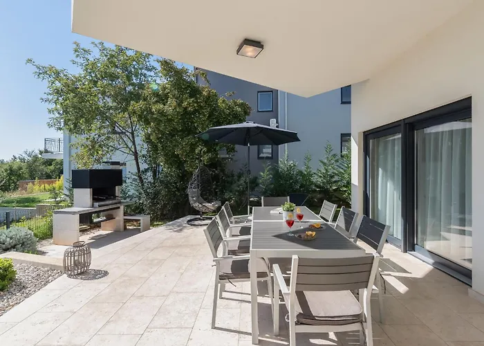 Marko Aurelia By Interhome